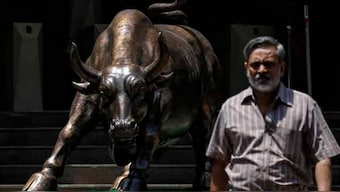 From slumping growth to soaring valuations, Sensex remained stubbornly optimistic in 2019