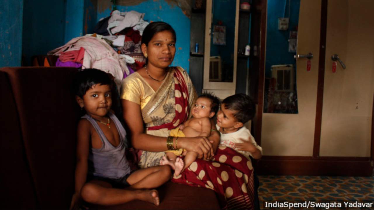 Babies in Shrirampur are escaping malnutrition because of how they're held during breastfeeding Babies in Shrirampur are escaping malnutrition because of how they're held during breastfeeding