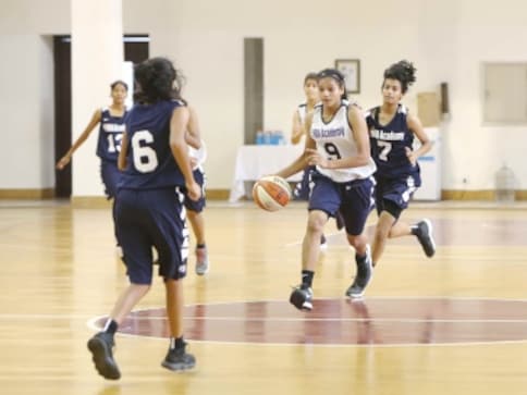 Indian basketball player Vaishnavi Yadav signed by USA's Pensacola State women's team Indian basketball player Vaishnavi Yadav signed by USA's Pensacola State women's team