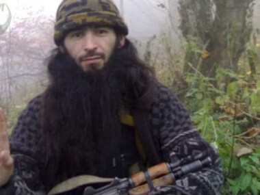 Encounter in Jammu and Kashmirs Shopian: Lone Islamic State commander in Valley Ishfaq Sofi killed by forces, claim reports