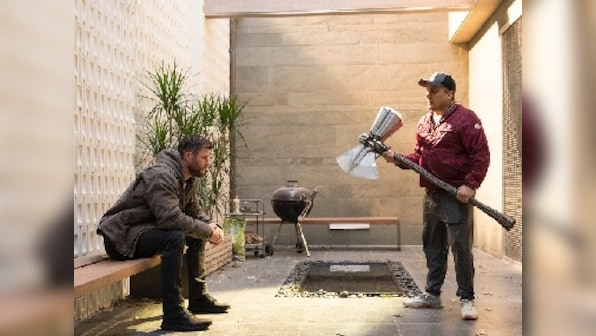 Avengers: Endgame — Russo brothers share behind-the-scenes photo of Thor's 'going for the head' practice