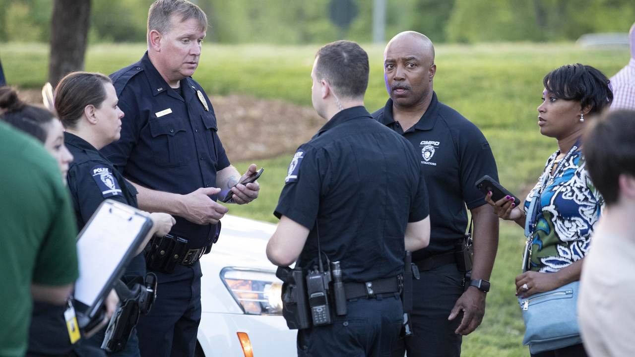 Shooting at University of North CarolinaCharlotte leaves two dead, four injured; police yet to