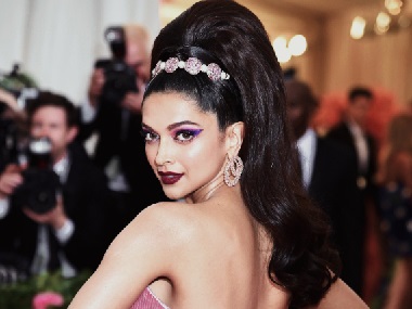 83: Deepika Padukone to reportedly co-produce, star opposite Ranveer Singh in sports drama 83: Deepika Padukone to reportedly co-produce, star opposite Ranveer Singh in sports drama