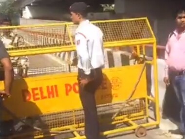 Fact Check: Old video shared on social media with false claim that girl died after ambulance was stopped for Rahul Gandhis rally