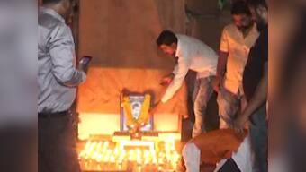Police arrest six Hindu Mahasabha members for celebrating Nathuram Godse's birth anniversary in Surat