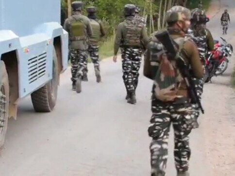 Three terrorist killed in encounter between militants, security forces in Dragad Sugan area of J&K's Shopian; operation underway Three terrorist killed in encounter between militants, security forces in Dragad Sugan area of J&K's Shopian; operation underway