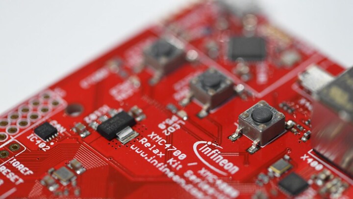 German chipmaker Infineon suspends shipments to Huawei after US trade blacklist
