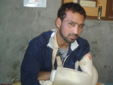 In Kashmir's Soibugh, armed forces' assault on protesters leaves five youths injured In Kashmir's Soibugh, armed forces' assault on protesters leaves five youths injured