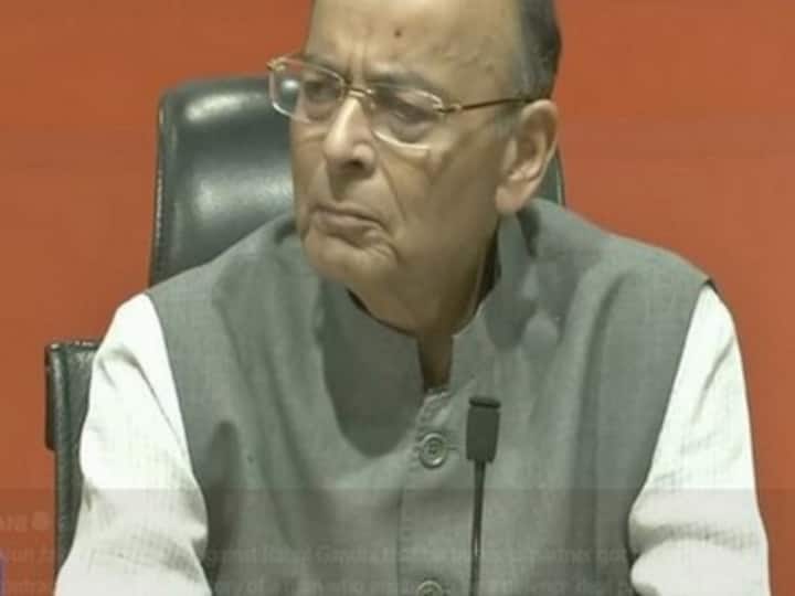 Arun Jaitley questions Rahul Gandhi's role in defence deal during UPA tenure; Congress chief rejects allegations