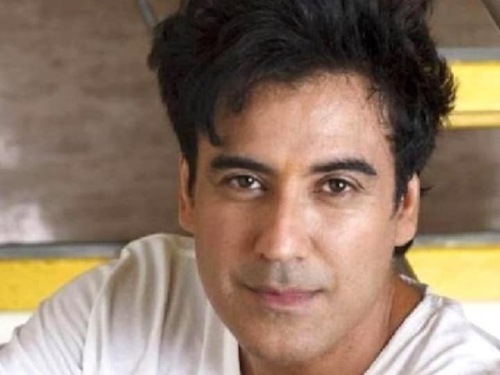 Karan Oberoi says #MenToo is fighting for gender neutral laws and complements #MeToo