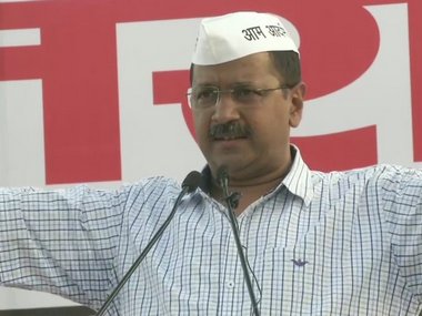 Arvind Kejriwal hits out at Delhi Police, demands probe into street fight between cops and driver in Mukherjee Nagar Arvind Kejriwal hits out at Delhi Police, demands probe into street fight between cops and driver in Mukherjee Nagar