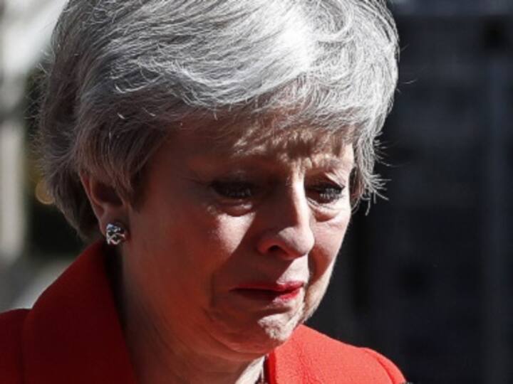 Race to succeed Theresa May as UK PM leaves Brexit chaos in limbo, increases risk of Britain crashing out of EU with no deal