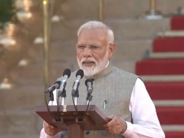 Mukesh Ambani, Ratan Tata, other corporate honchos attend Narendra Modi's oath-taking ceremony Mukesh Ambani, Ratan Tata, other corporate honchos attend Narendra Modi's oath-taking ceremony