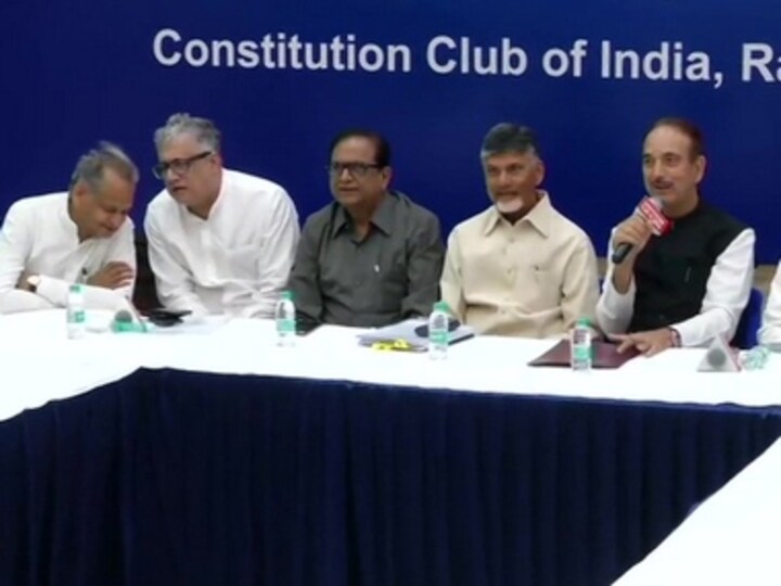 Opposition leaders meet to discuss forming non-NDA front, to move EC for VVPAT-EVM tally