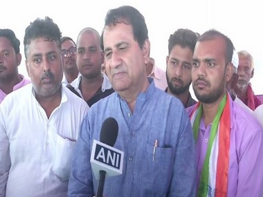Congress suspends former MP Shakeel Ahmad for contesting as Independent from Bihar's Madhubani Congress suspends former MP Shakeel Ahmad for contesting as Independent from Bihar's Madhubani