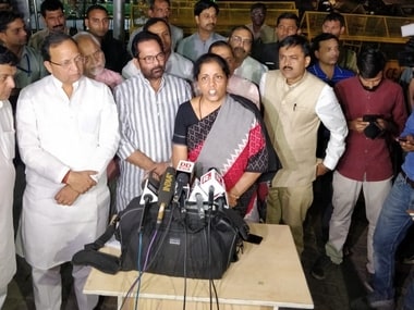  Clashes at Amit Shahs Kolkata roadshow: BJP urges Election Commission to bar Mamata Banerjee from campaigning