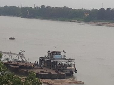 Alert sounded in coastal West Bengal ahead of Cyclone Fani: Schools ordered shut in 6 districts including Kolkata; NDRF deployed