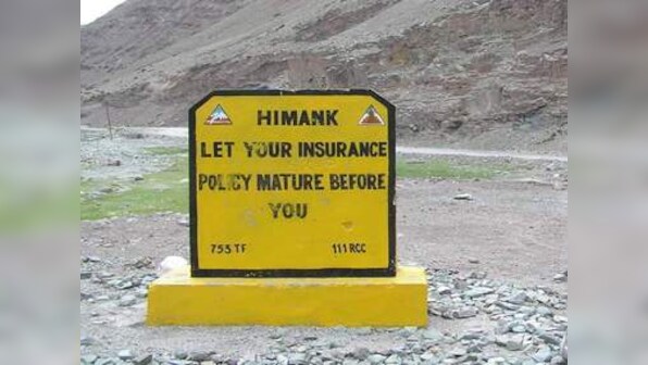 10 road safety signs that hilariously draw the point across