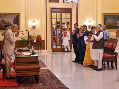 First session of 17th Lok Sabha begins with Narendra Modi assuring Opposition that numbers don't matter, their views do First session of 17th Lok Sabha begins with Narendra Modi assuring Opposition that numbers don't matter, their views do