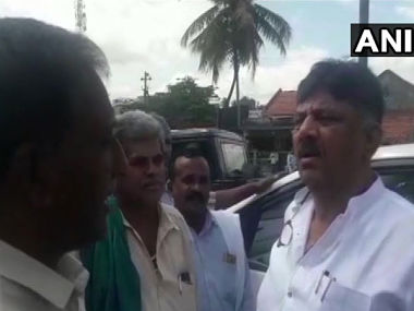 Karnataka farmers’ strike enters fifth day: Govt puts onus on Cauvery board as protesters demand diversion of river water Karnataka farmers’ strike enters fifth day: Govt puts onus on Cauvery board as protesters demand diversion of river water