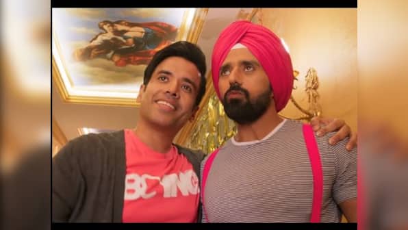 Booo Sabki Phategi trailer: Tusshar Kapoor, Mallika Sherawat make webseries debut with ALTBalaji's horror comedy