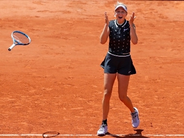 French Open 2019: Teenage sensation Amanda Anisimova stuns Simona Halep; Ash Barty books semi-final date after thumping Madison Keys