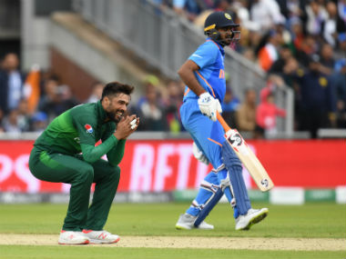 ICC Cricket World Cup 2019: 'Please don't use bad words' Pakistan players appeal to public after loss to India ICC Cricket World Cup 2019: 'Please don't use bad words' Pakistan players appeal to public after loss to India