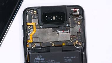 ASUS 6z teardown reveals just how unique the flip camera is on the inside