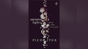 Pico Iyer's Autumn Light is a reflective musing on death, grief, and transience