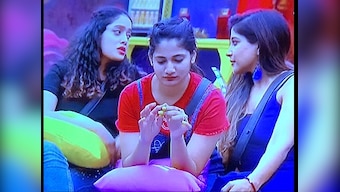 Bigg Boss Tamil Season 3: Abhirami Venkatachalam, Sakshi Agarwal criticised for 'rude' remarks on Meera Mithun
