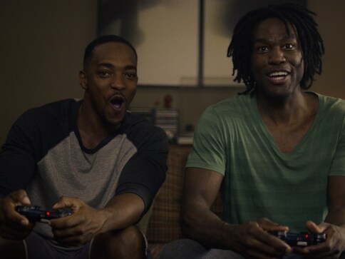 Black Mirror Season 5: Striking Vipers offers compelling commentary on bromance and sexuality Black Mirror Season 5: Striking Vipers offers compelling commentary on bromance and sexuality