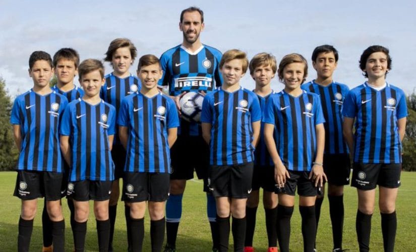 Diego Godin signed a three-year deal with Inter Milan. @Inter_en