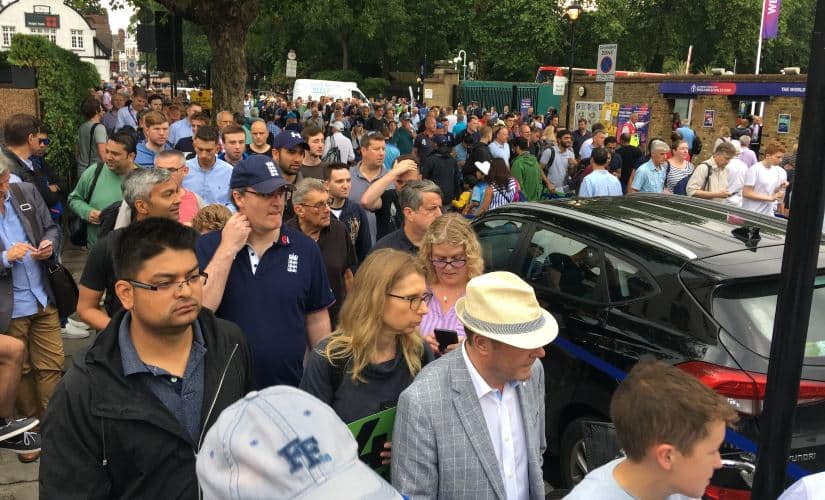 Hordes of fans throng Lord’s for the England vs Australia clash. Image courtesy: Geoff Lemon