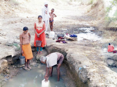 Severe water crisis in Uttar Pradesh's Gopipur leaves bachelors in Chitrakoot's parched village without brides Severe water crisis in Uttar Pradesh's Gopipur leaves bachelors in Chitrakoot's parched village without brides