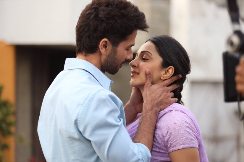 Shahid Kapoor and Kiara Advani in Kabir Singh. Image via Twitter