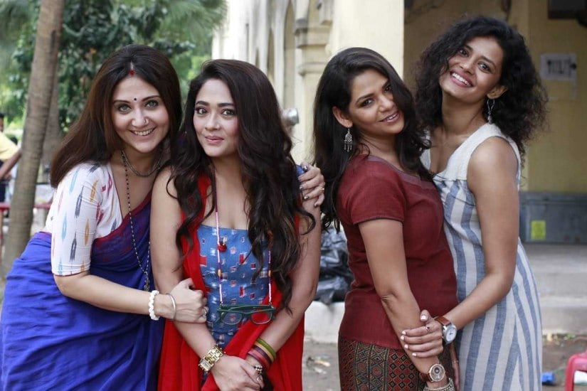 Onek Diner Pore movie review: Debarati Gupta turns a school reunion drama into a wholesome work of art