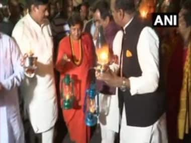 Pragya Singh Thakur joins BJP workers in protest in Bhopal against power cuts, water shortage in Madhya Pradesh
