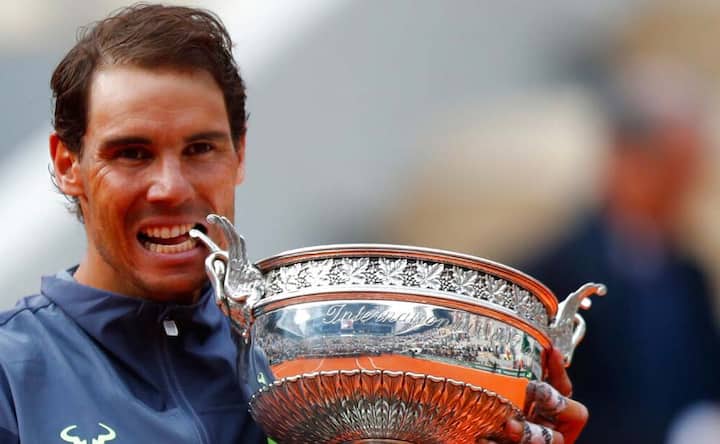 French Open 2019: Rafael Nadal beats Dominic Thiem to claim 12th Roland Garros title