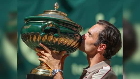 Halle Open 2019: Roger Federer beats David Goffin in straight sets to win record-extending 10th title