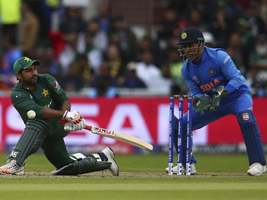 India vs Pakistan, ICC Cricket World Cup 2019: Shoaib Akhtar slams 'brainless' captain Sarfaraz Ahmed, terms his performance 'saddening' and 'disheartening' India vs Pakistan, ICC Cricket World Cup 2019: Shoaib Akhtar slams 'brainless' captain Sarfaraz Ahmed, terms his performance 'saddening' and 'disheartening'