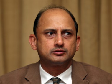 Viral Acharya's parting message: Set up independent body to rein in fiscal deficit; invokes SD Burman's music in Pyaasa to say less is more Viral Acharya's parting message: Set up independent body to rein in fiscal deficit; invokes SD Burman's music in Pyaasa to say less is more