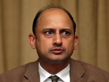 Viral Acharya's parting message: Set up independent body to rein in fiscal deficit; invokes SD Burman's music in Pyaasa to say less is more