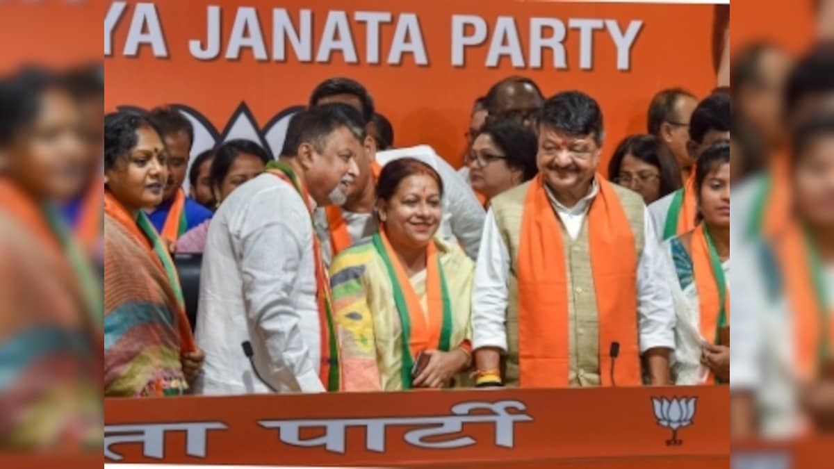 TMC MLA, 16 Bengal councillors join BJP; Kailash Vijayvargiya says saffron party is first preference for those wanting peace in state