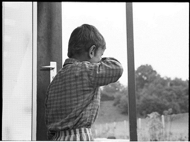 Video of over three dozen students in Jammu and Kashmir crying inconsolably without any reason goes viral, leaves authorities baffled Video of over three dozen students in Jammu and Kashmir crying inconsolably without any reason goes viral, leaves authorities baffled