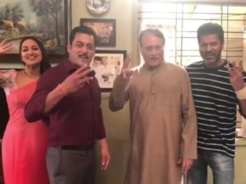 Dabangg 3: Vinod Khanna’s brother Pramod to play Salman Khan’s father in film directed by Prabhu Deva Dabangg 3: Vinod Khanna’s brother Pramod to play Salman Khan’s father in film directed by Prabhu Deva