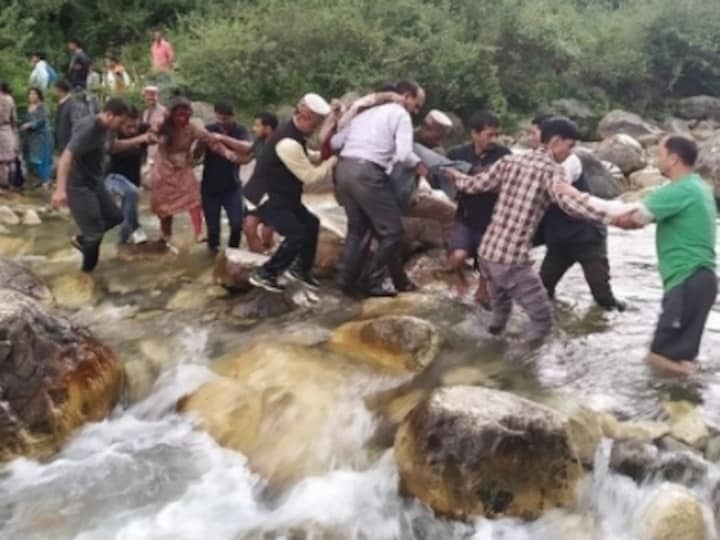 32 killed, 28 injured in Himachal's Kullu after bus falls in drain; overloading, negligent driving suspected cause of accident