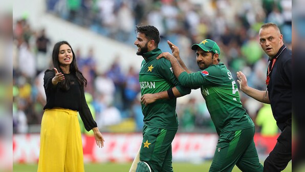 Imad Wasim's heroic 49-run knock guides Pakistan home against Afghanistan; Mitchell Starc shines as Australia beat New Zealand