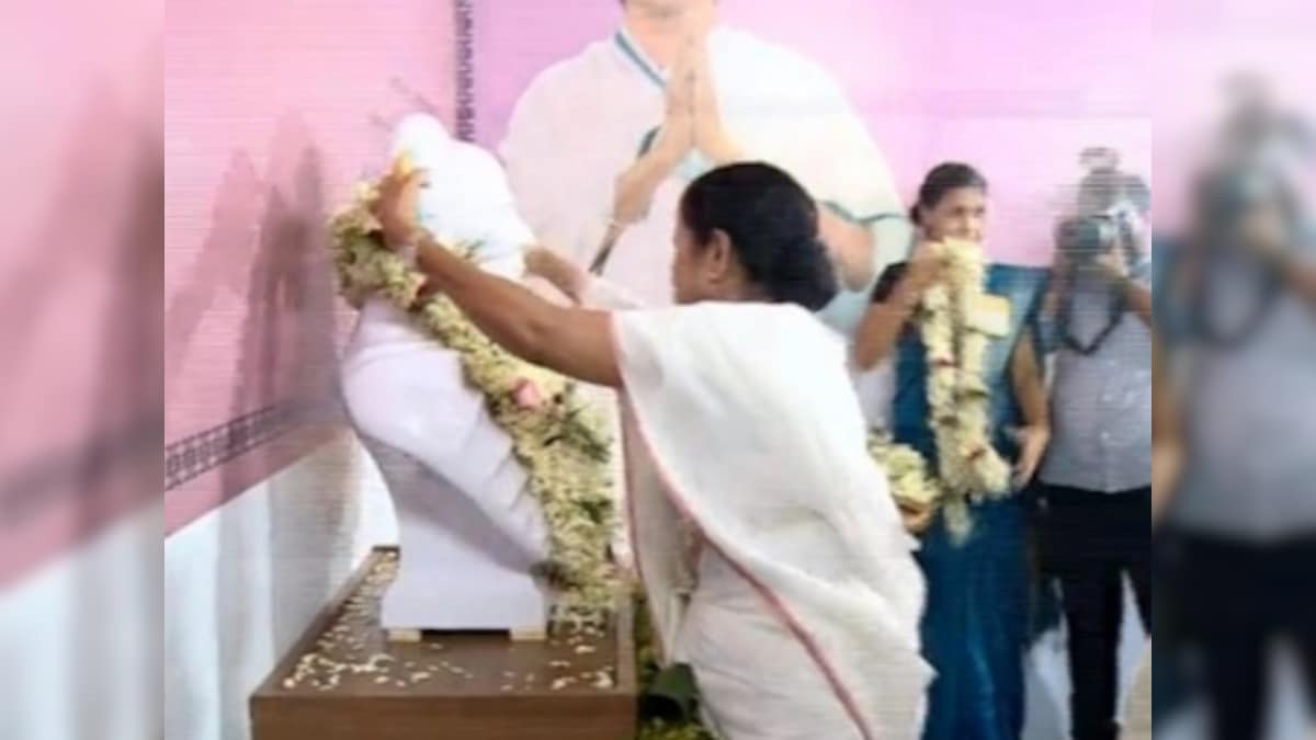 Mamata Banerjee unveils Vidyasagar's bust weeks after Kolkata college vandalism, slams BJP over poll-related violence