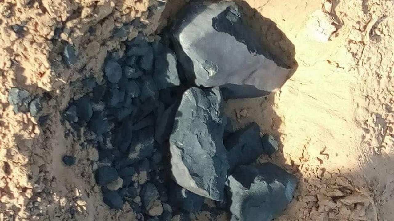 15 kg meteorite discovered in the rice fields of India shocked farmers 15 kg meteorite discovered in the rice fields of India shocked farmers