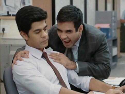 The Office actor Mukul Chadda says he isn't 'daunted' by audience apprehension over Hindi adaptation The Office actor Mukul Chadda says he isn't 'daunted' by audience apprehension over Hindi adaptation